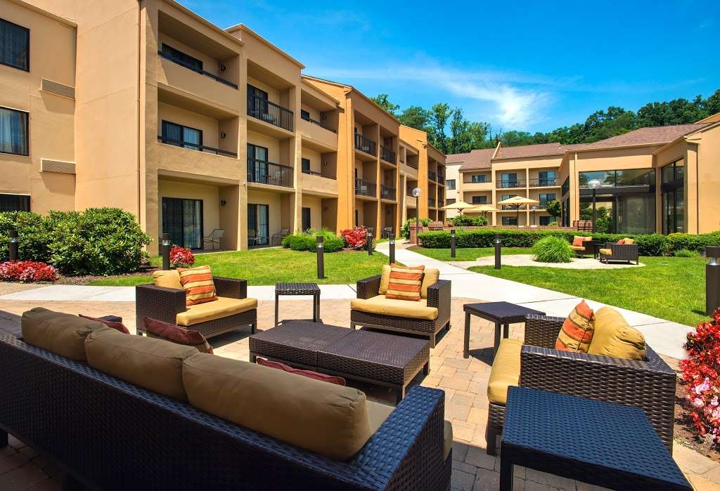 Courtyard by Marriott Tarrytown Westchester County | 475 White Plains Rd, Tarrytown, NY 10591, USA | Phone: (914) 631-1122