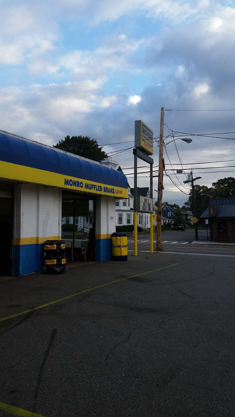 Monro Auto Service And Tire Centers | 706 Adams St, Quincy, MA 02169, USA | Phone: (617) 472-0511