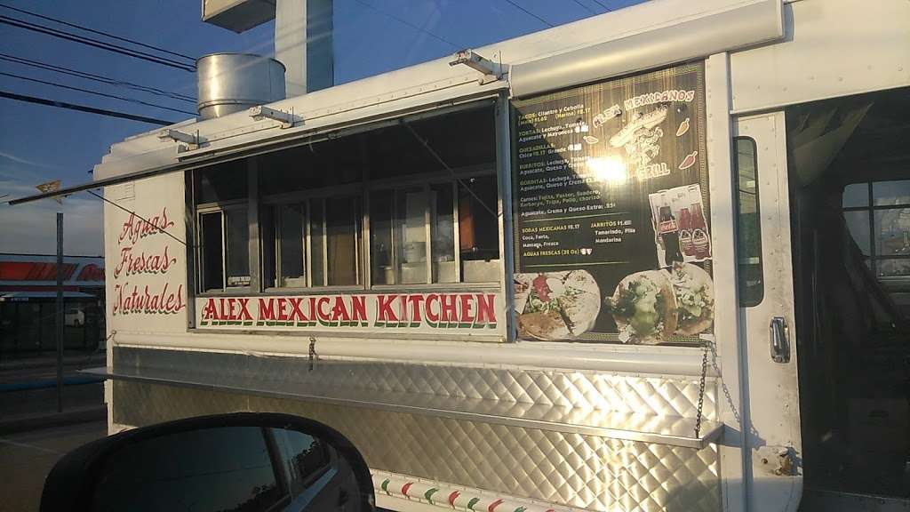 Alex Mexican Kitchen | 0450700000129, Houston, TX 77055