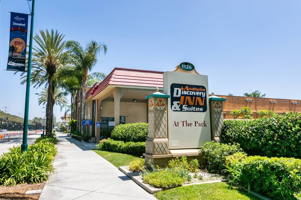 Anaheim Discovery Inn & Suites At The Park | 1126 W Katella Ave, Anaheim, CA 92802, USA | Phone: (714) 533-4505