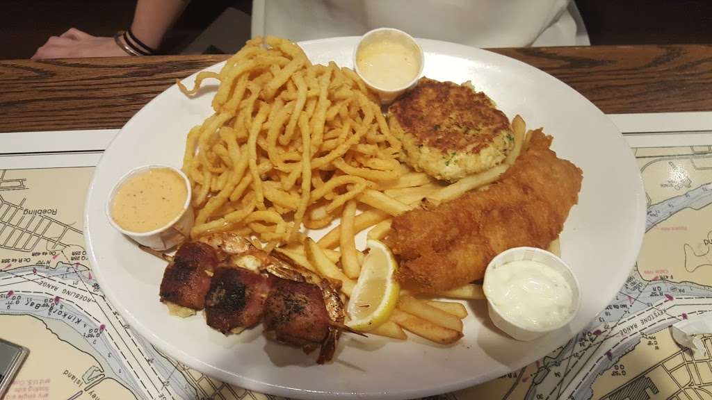 Joes Crab Shack | 2000 Clements Bridge Rd, Deptford Township, NJ 08096, USA | Phone: (856) 251-2314