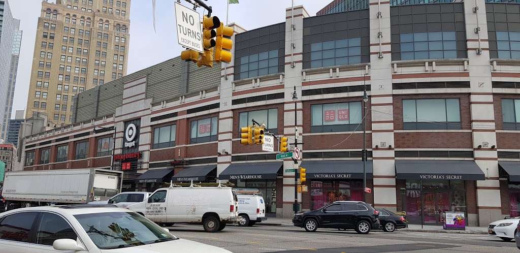 Brooklyn Nets Swag Shop (Official Team Store) | 185 Flatbush Ave, Brooklyn, NY 11217 | Phone: (917) 618-6415