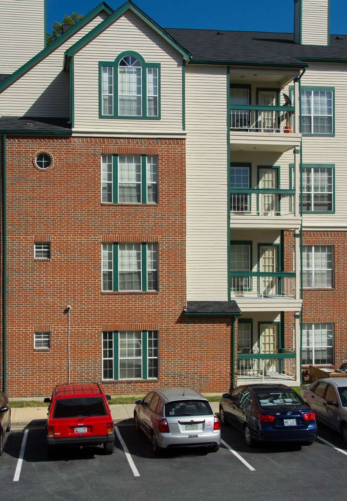 Daniels Run Apartments | 9228 Edwards Way, Adelphi, MD 20783, USA | Phone: (240) 681-1050