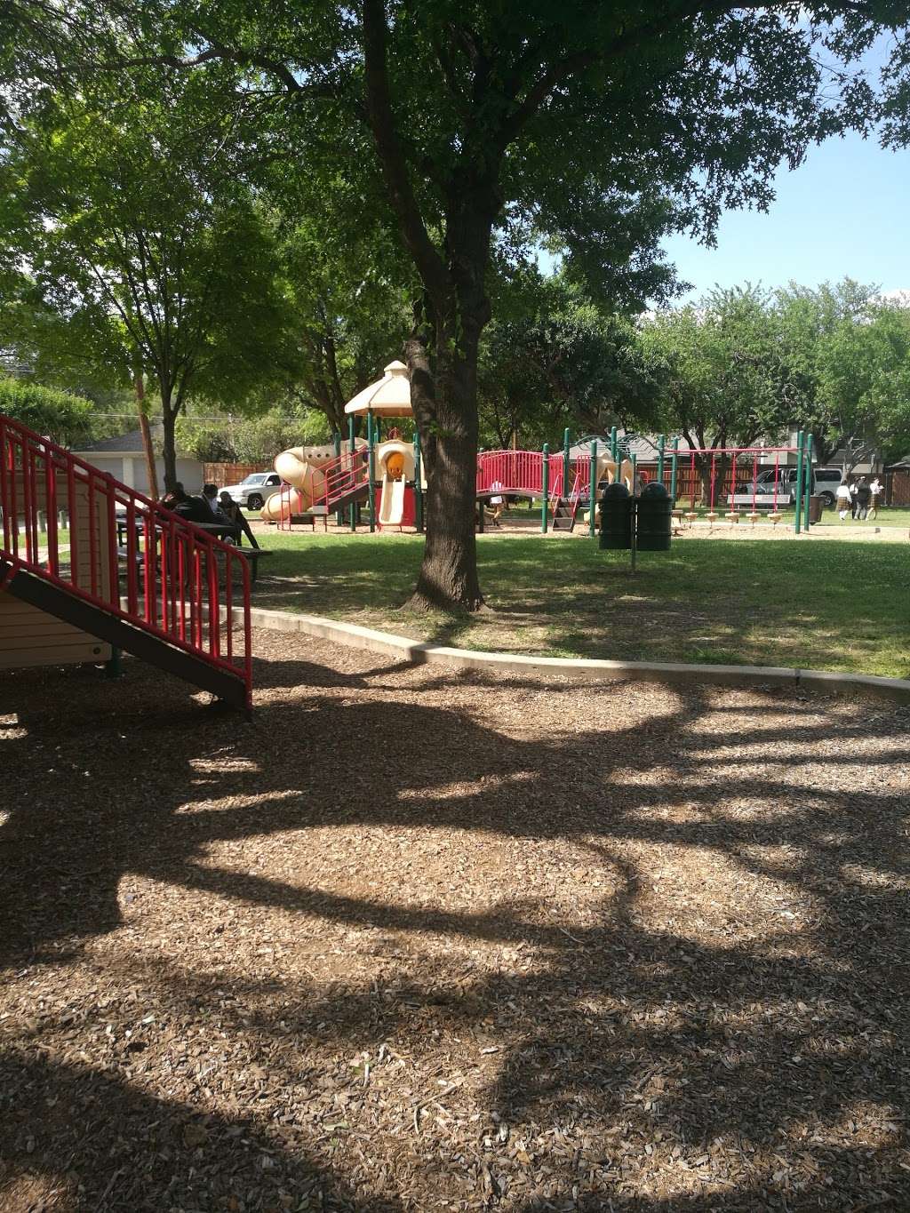 Crestline Park | 12207 Crestline Ave, Dallas, TX 75244, USA