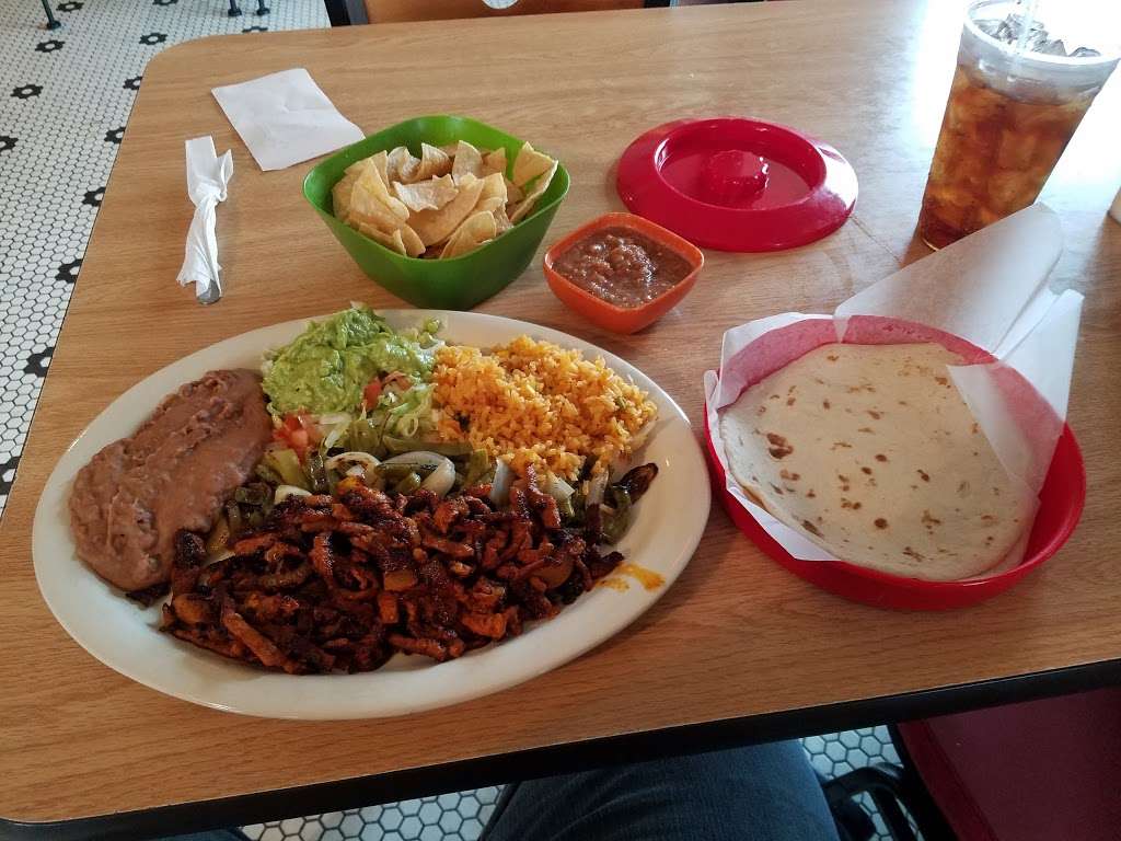 Aguas Calientes Taqueria | 25020 Blanco Rd # 200, San Antonio, TX 78260, USA | Phone: (210) 499-5364