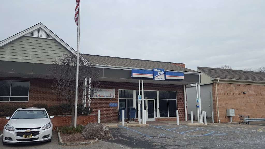 United States Postal Service | 494 N Beverwyck Rd, Lake Hiawatha, NJ 07034, USA | Phone: (800) 275-8777