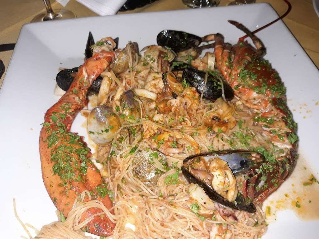 Villa Paradiso Ristorante Italiano | 145 Greaves Ln, Staten Island, NY 10308, USA | Phone: (718) 227-2405