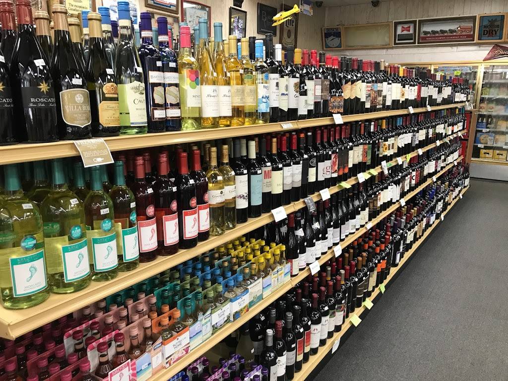 Dolphin Village Liquors | 4775 Gulf Blvd, St Pete Beach, FL 33706, USA | Phone: (727) 367-6255