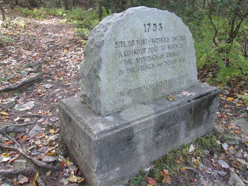 Appalachian Trail Parking | 40°3137.1"N 76°1324.8"W, Bethel, PA 19507, USA