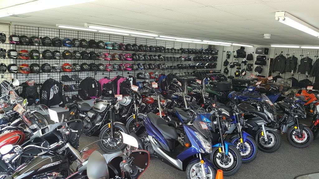 Richs Yamaha | S, 14354 Archer Ave, Lockport, IL 60441, USA | Phone: (815) 838-8130