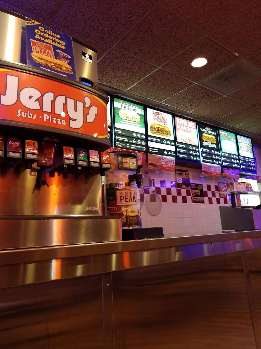 Jerrys Subs and Pizza | 13962 Solomons Island Rd S, Solomons, MD 20688, USA | Phone: (410) 326-4820