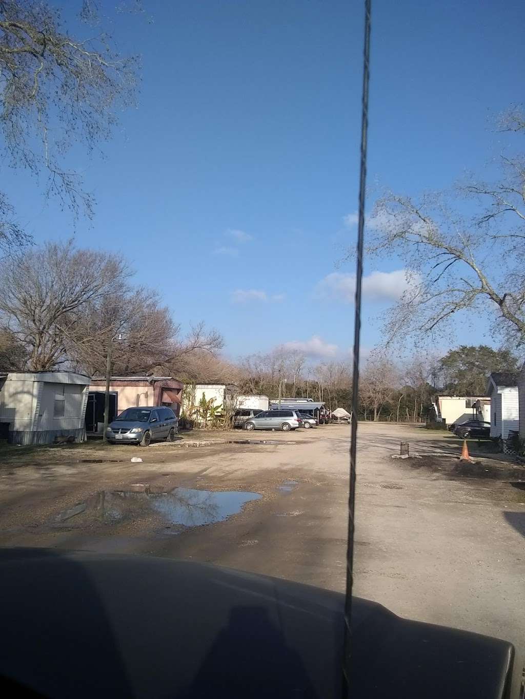 Bayview Mobile Home Park | 326 Jasper St, Bacliff, TX 77518, USA | Phone: (832) 422-7368