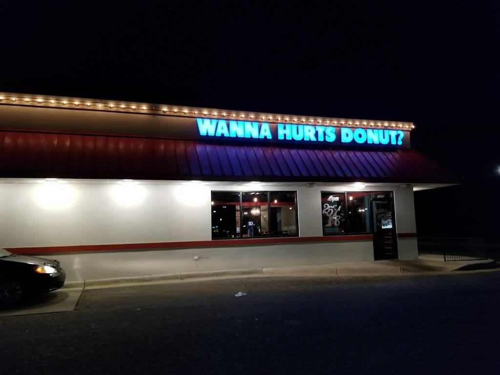 Hurts Donut | 7010 W 21st St, Wichita, KS 67205 | Phone: (316) 226-1371