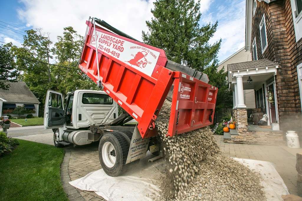 Route 34 Landscape Supply Yard | 2800 Ridgewood Rd, Wall Township, NJ 07719, USA | Phone: (732) 449-4818