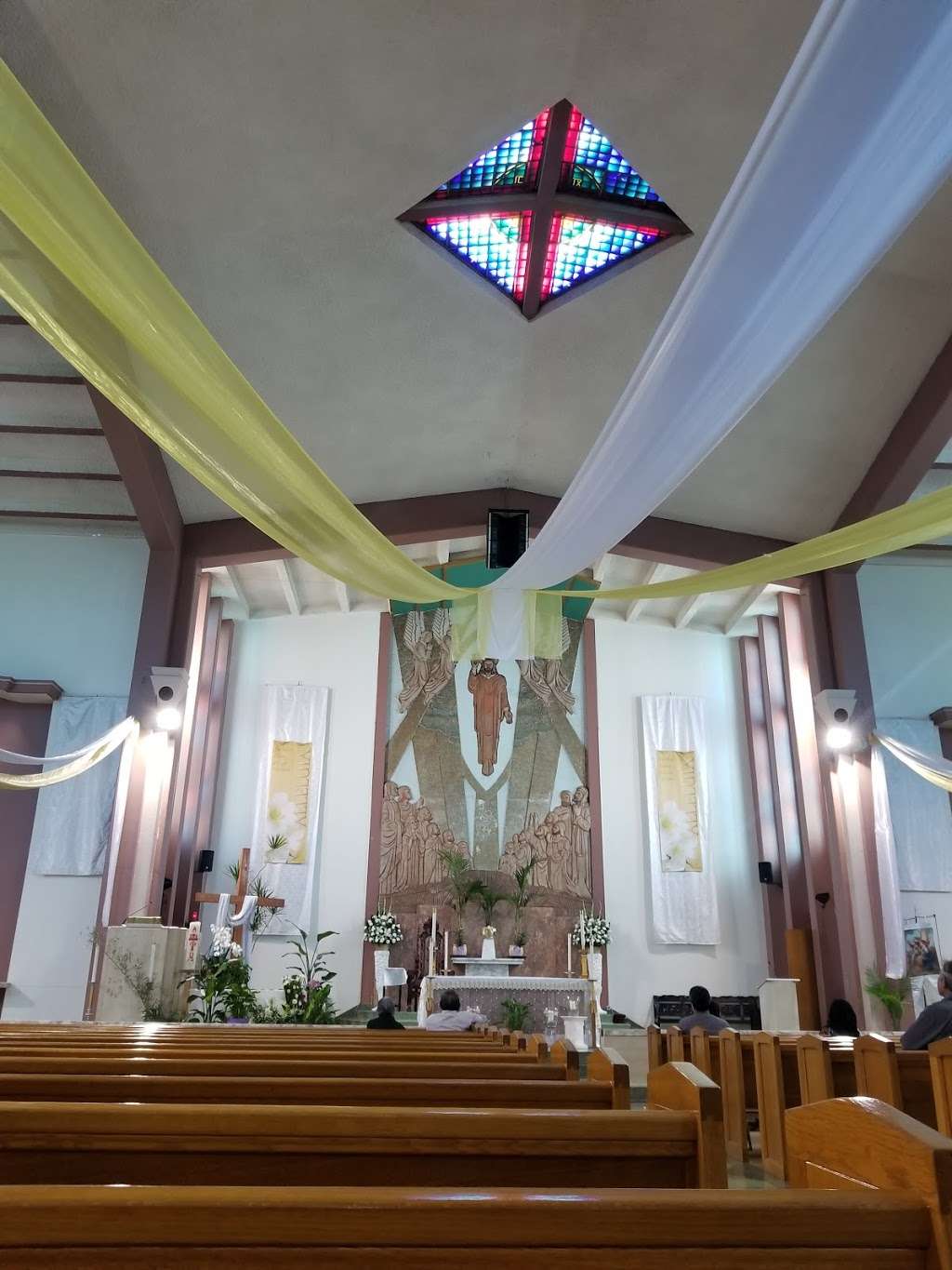 Ascension Catholic Church | 517 W 112th St, Los Angeles, CA 90044 | Phone: (323) 754-2978