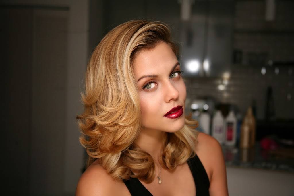 HAIR AT HOME BY ILOBEAU | 15600 Mulholland Dr Apt A, Los Angeles, CA 90077, USA | Phone: (415) 238-7552