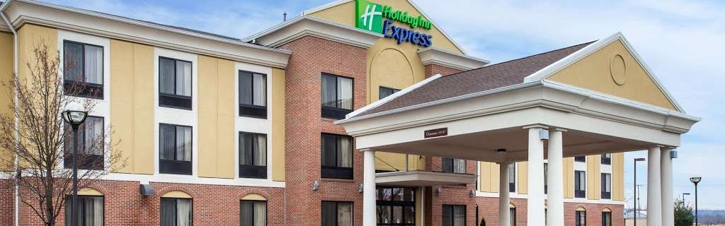 Holiday Inn Express & Suites Martinsville-Bloomington Area | 2233 Burton Ln, Martinsville, IN 46151 | Phone: (765) 813-3999