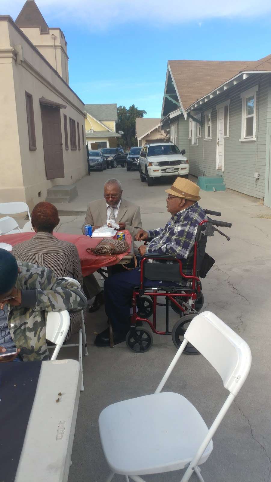 Faithful Service Baptist Church | 1416 W 37th Dr, Los Angeles, CA 90018, USA | Phone: (323) 735-7162