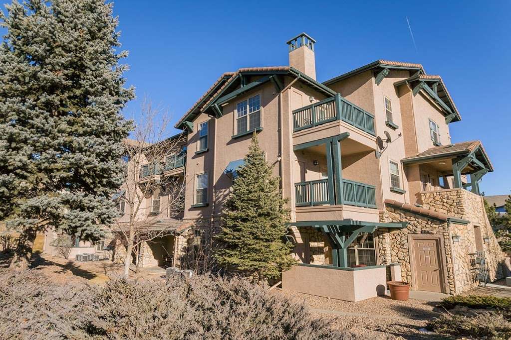 Montrachet Denver West Apartments | 1855 Denver W Ct, Lakewood, CO 80401, USA | Phone: (720) 597-8848