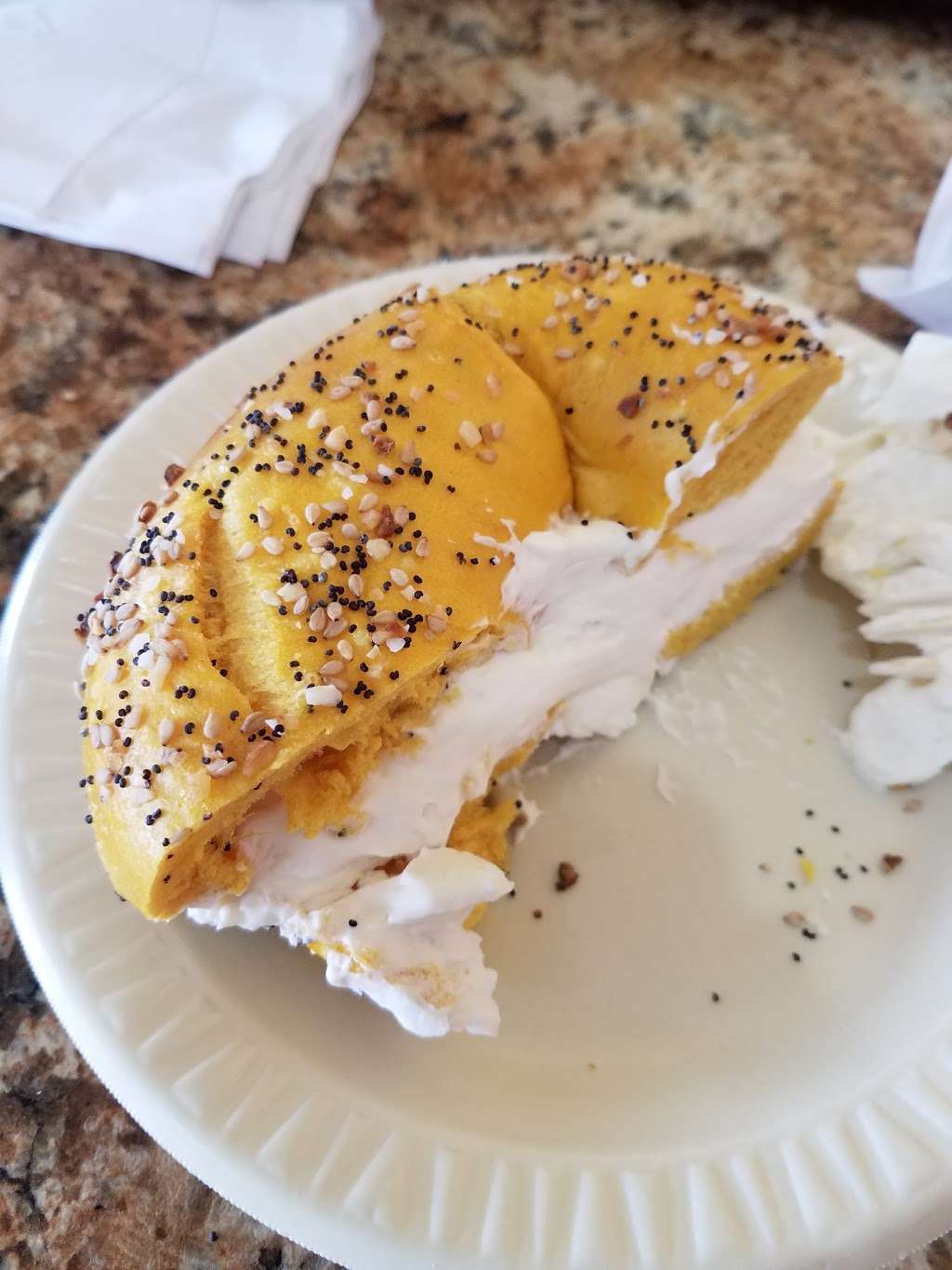 Bagel Factory | 255 Airport Plaza Blvd, Farmingdale, NY 11735, USA | Phone: (631) 420-5391