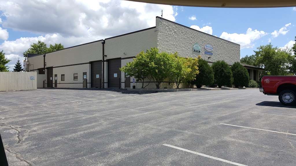 Scenic Self Storage, LLC | 900 Silvernail Rd, Pewaukee, WI 53072, USA | Phone: (262) 542-8833