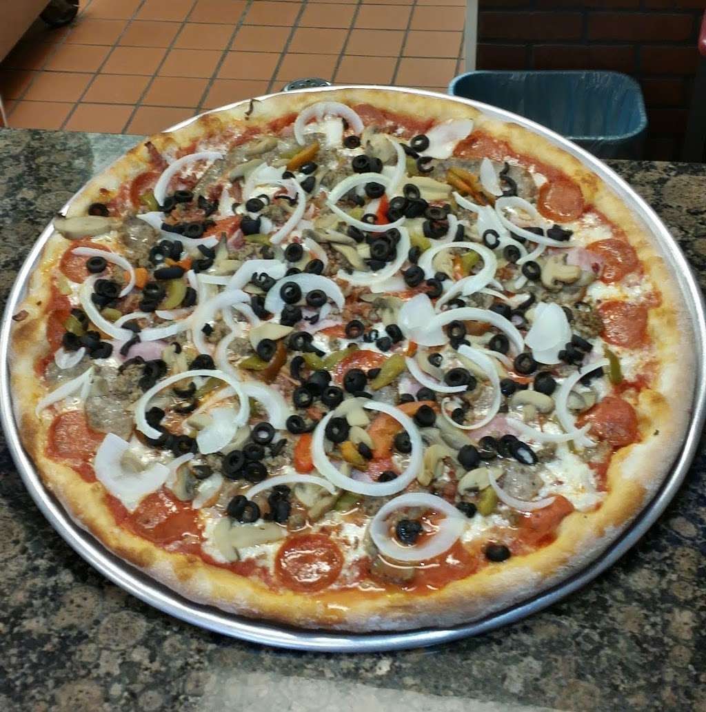 La Romas Pizza | 97 Concord Commons Pl SW, Concord, NC 28027, USA | Phone: (704) 786-0330