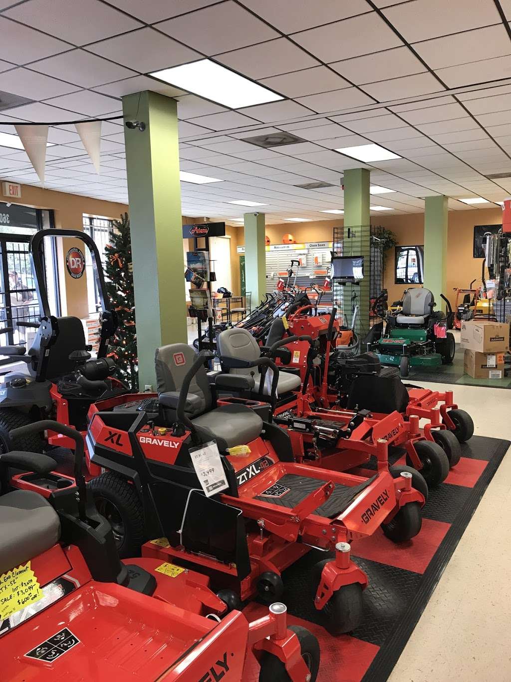 Houston Saw & Turf Equipment Co. - Lawn Mower Sales & Service | 3602 Navigation Blvd, Houston, TX 77003 | Phone: (713) 228-9335