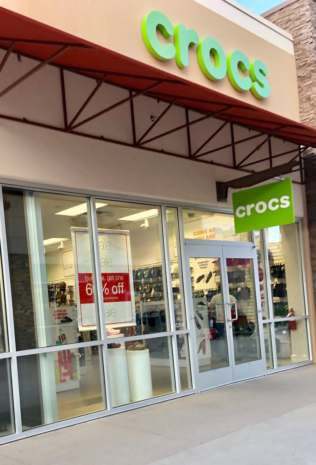 Crocs | 6401 W Marana Center Blvd, Tucson, AZ 85742 | Phone: (520) 744-6407