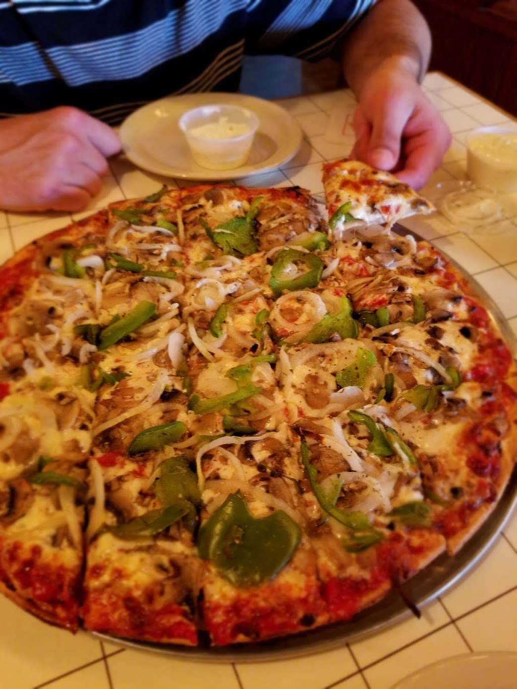 Papas Pizza Place | 8258 Janes Ave, Woodridge, IL 60517, USA | Phone: (630) 985-0101