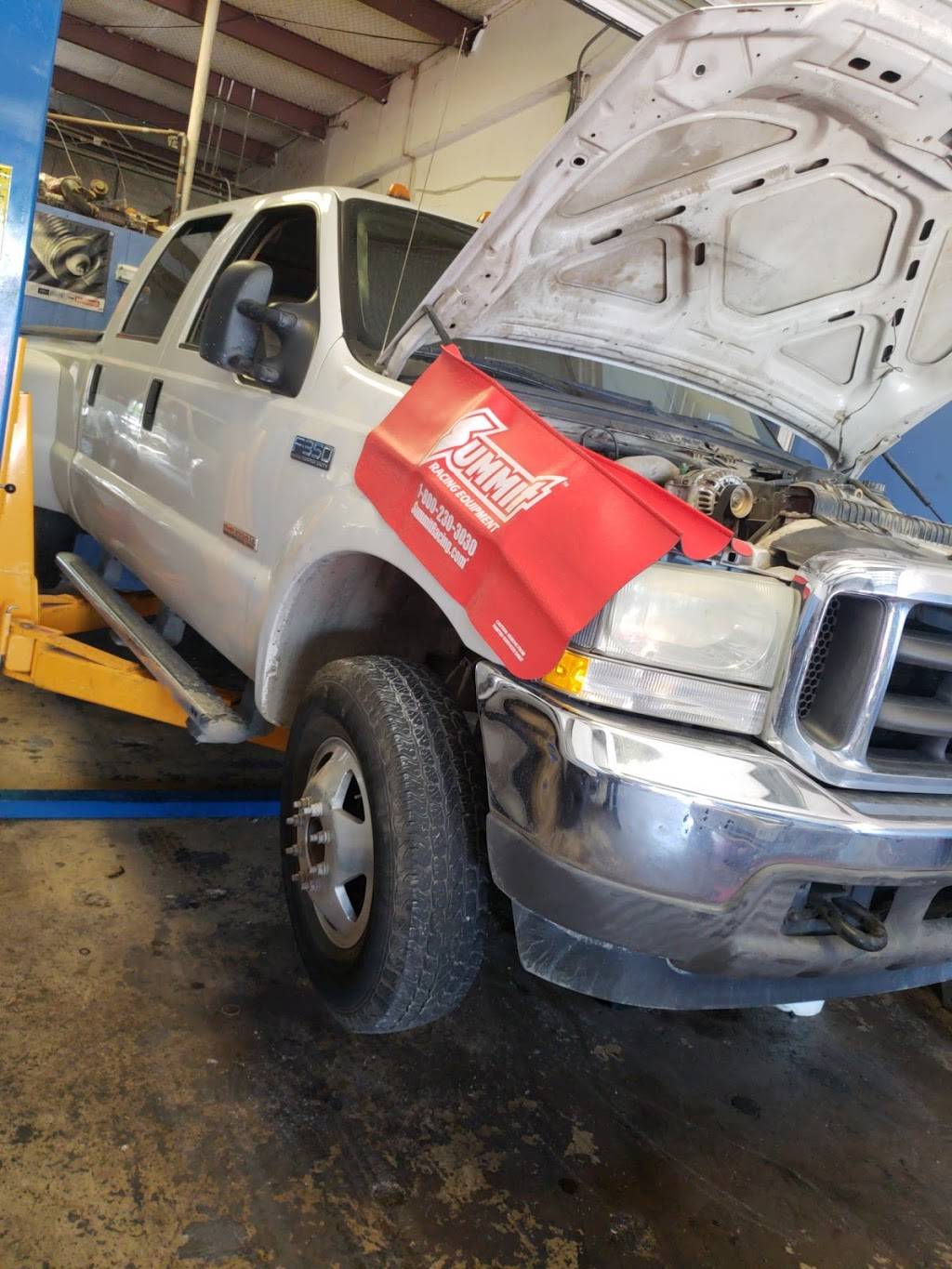 Soto Diesel Repair | 1025 Allen St, Irving, TX 75060, USA | Phone: (214) 554-0365