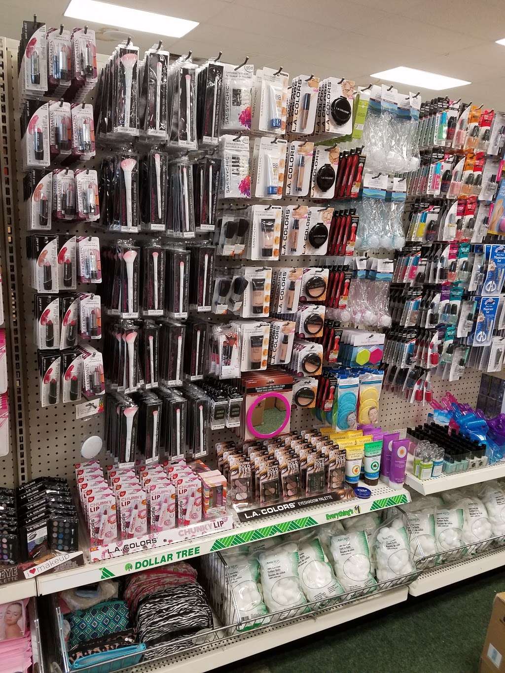 Dollar Tree | 5040 Wellington Ave, Ventnor City, NJ 08406 | Phone: (609) 822-1670