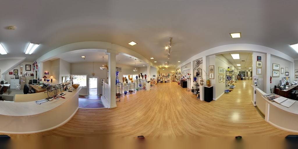 Rosetree Blown Glass Studio and Gallery | 446 Vallette St, New Orleans, LA 70114, USA | Phone: (504) 366-3602