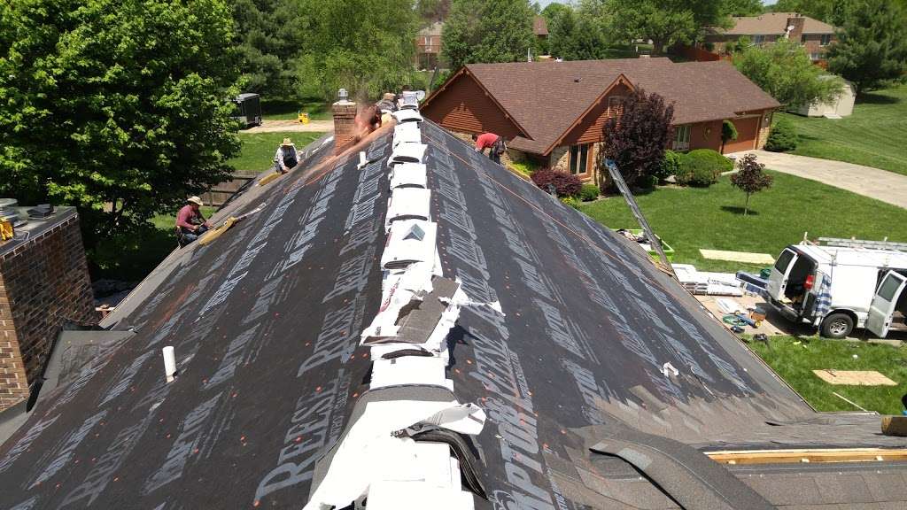 DC Roofing & Exteriors | 1785 Walnut Ln, Greenwood, IN 46143, USA | Phone: (812) 344-5750