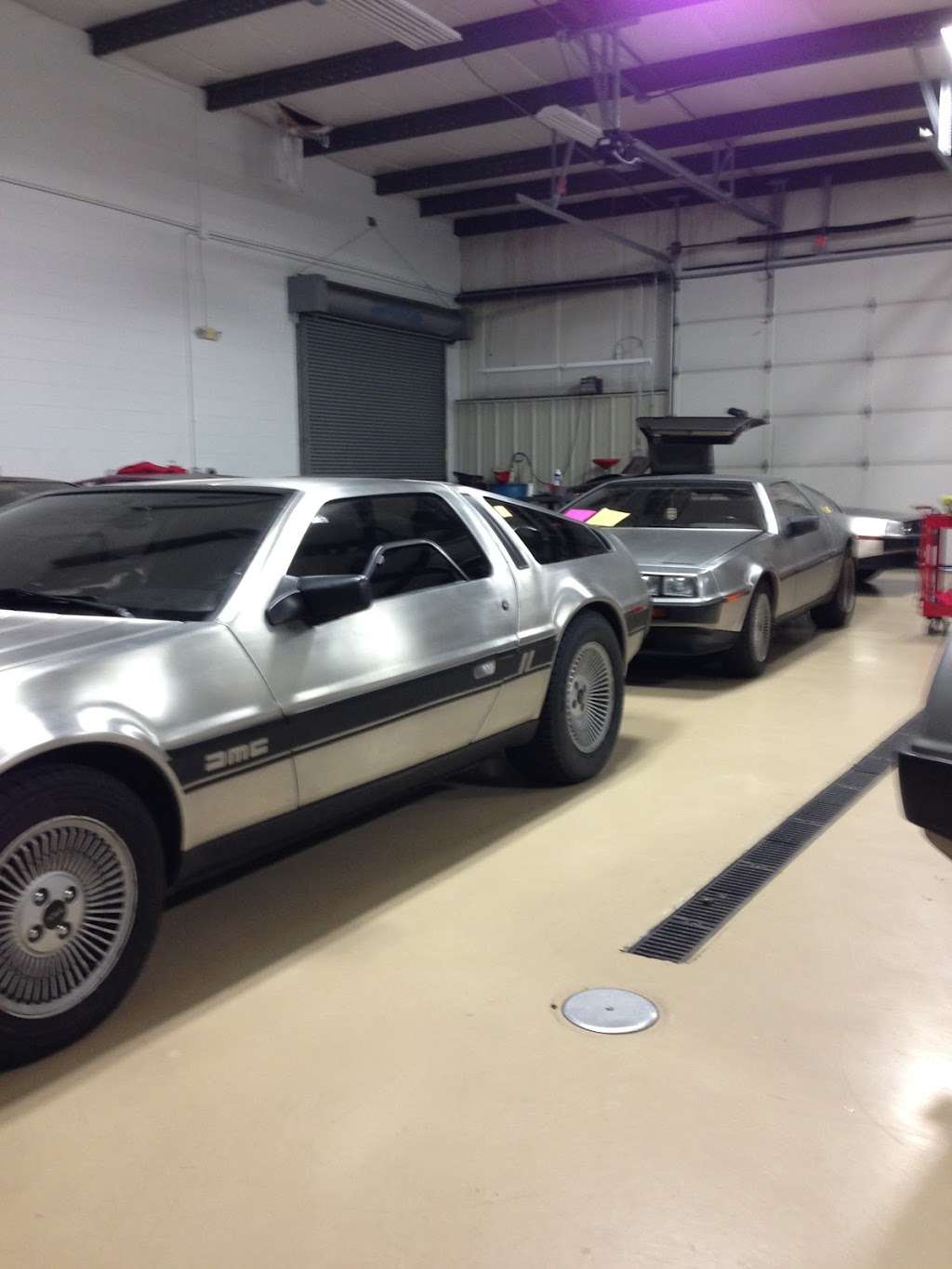 DeLorean Motor Company Midwest | 990 Lutter Dr, Crystal Lake, IL 60014, USA | Phone: (815) 459-6439