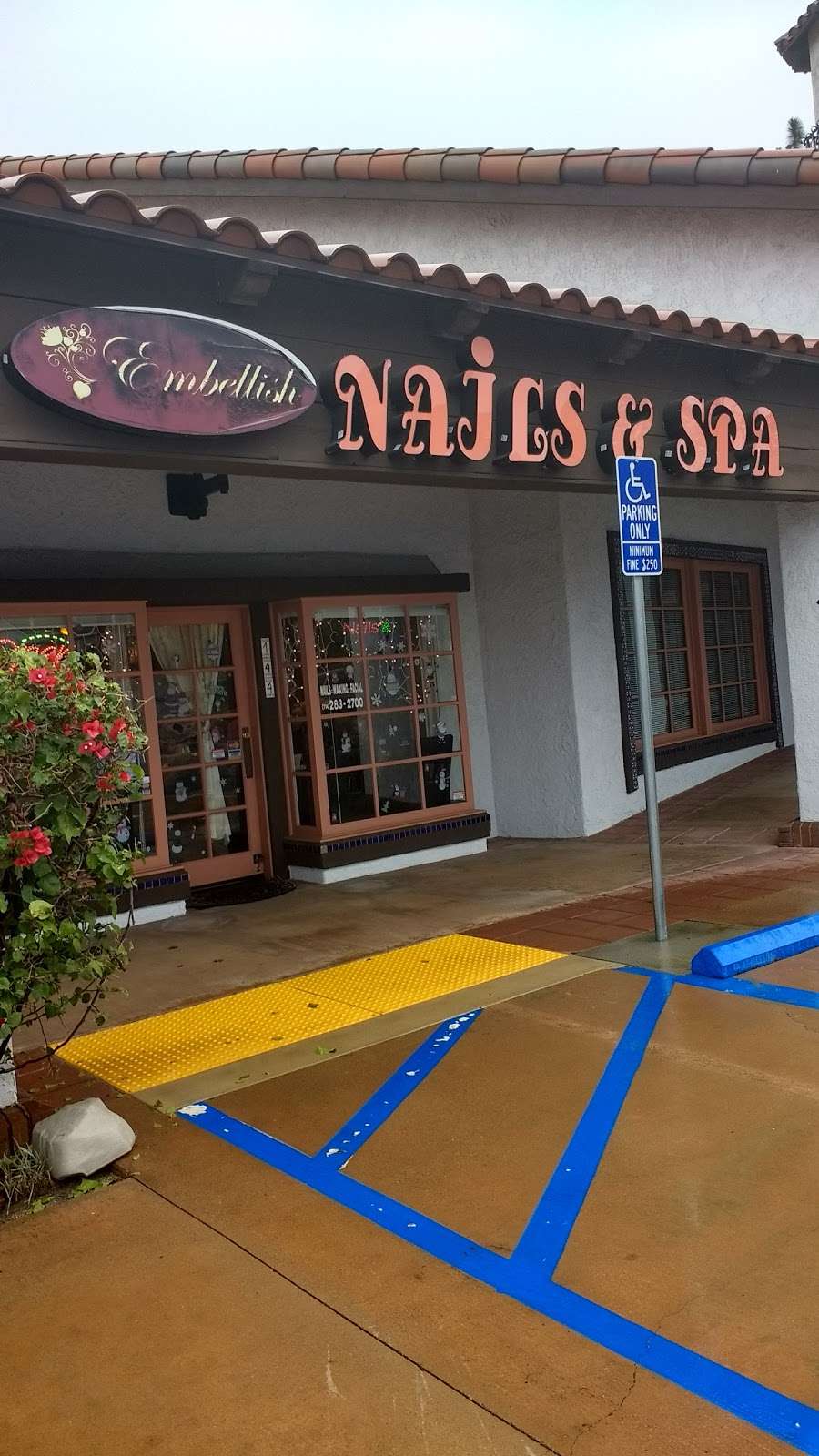 Embellish Nails & Spa | 144 S Fairmont Blvd, Anaheim, CA 92808, USA | Phone: (714) 283-2700