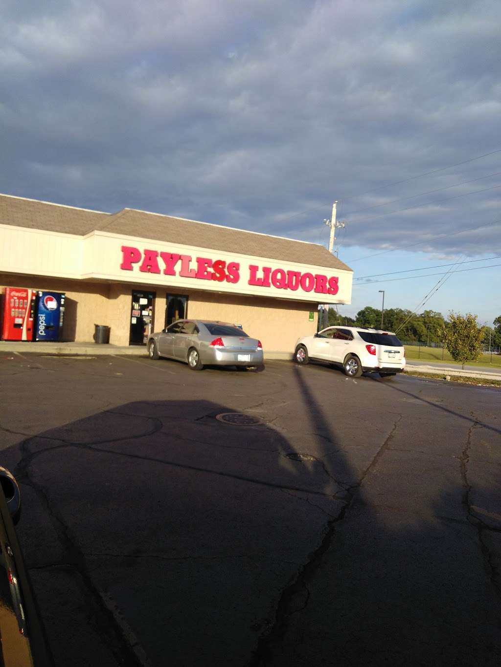 Payless Liquors Inc | 2351 Lafayette Rd, Indianapolis, IN 46222, USA | Phone: (317) 920-1105