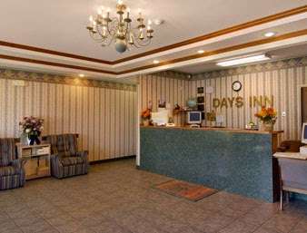 Days Inn by Wyndham Butler | 100 S, Fran Ave, Butler, MO 64730, USA | Phone: (660) 679-4544