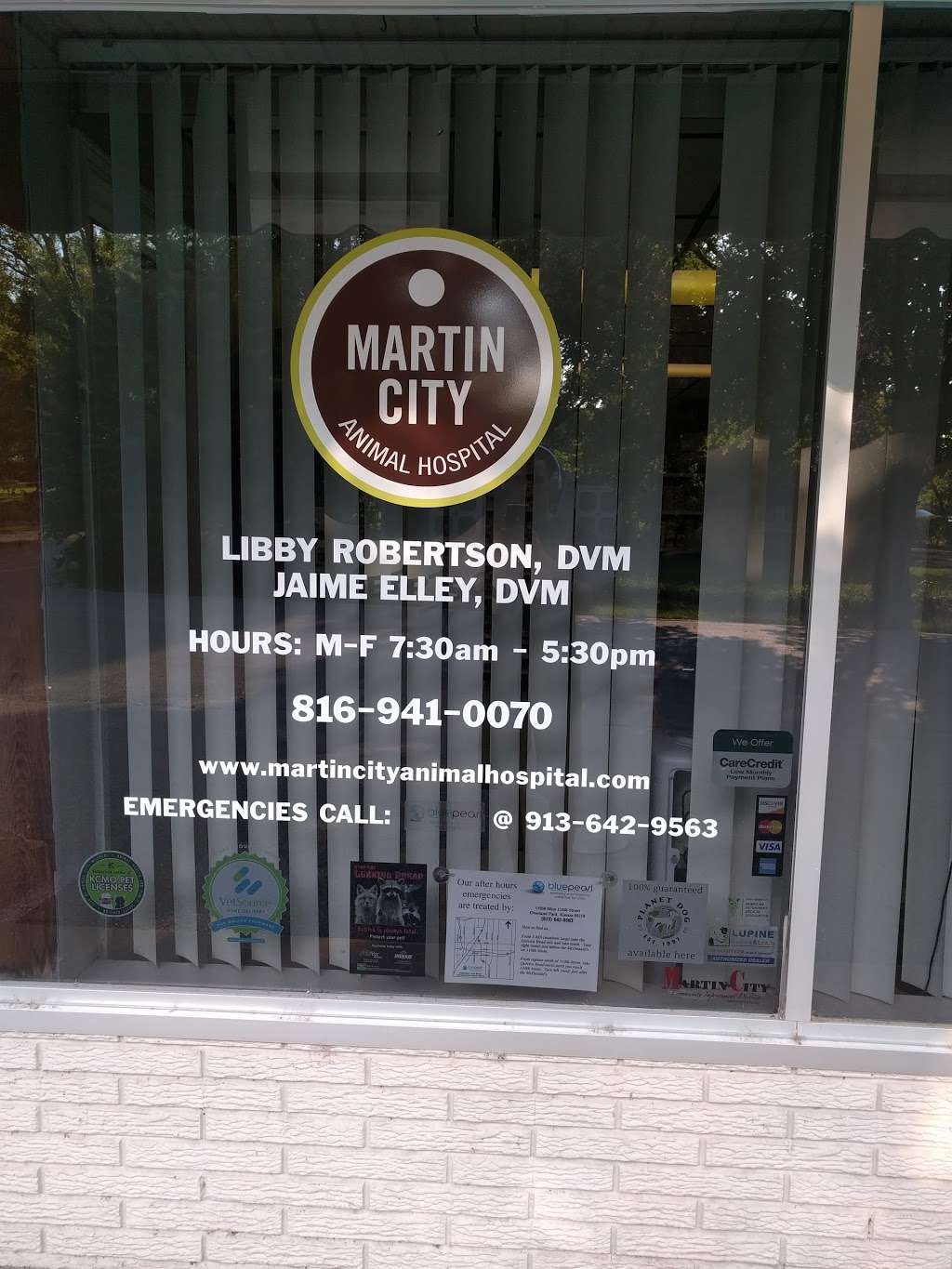 Martin City Animal Hospital | 13441 Cherry St, Kansas City, MO 64145, USA | Phone: (816) 941-0070