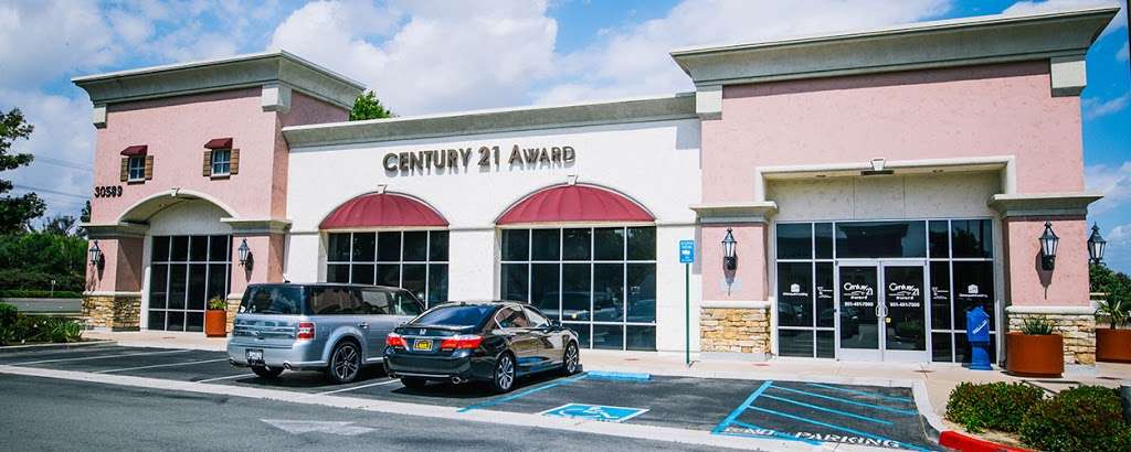 Century 21 Award | 30589 Temecula Pkwy, Temecula, CA 92592, USA | Phone: (951) 491-7000