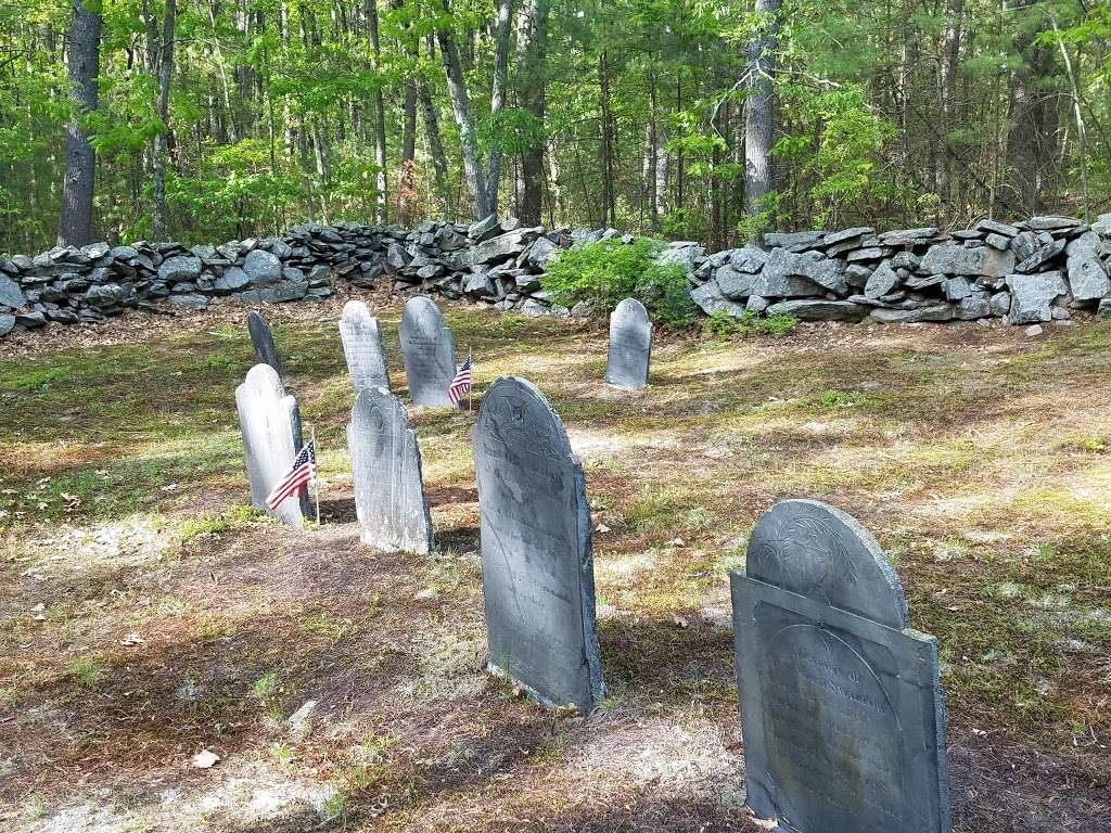 1754 Meetinghouse Hill Cemetery | 200-296 Main St, Dunstable, MA 01827, USA