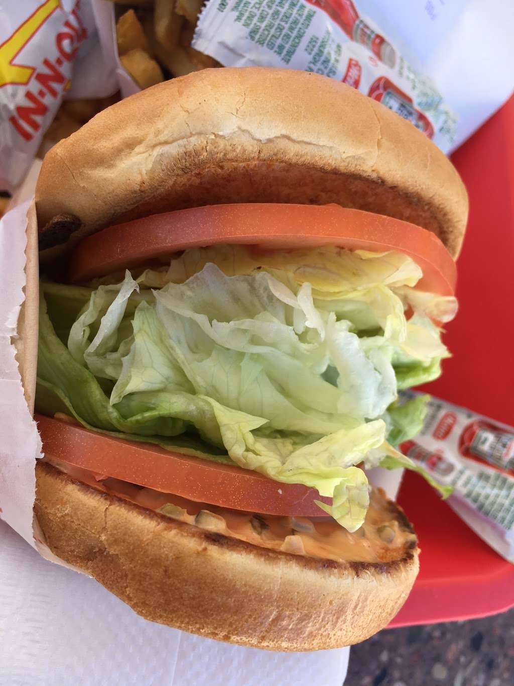 In-N-Out Burger | 7467 Indiana Ave, Riverside, CA 92504, USA | Phone: (800) 786-1000