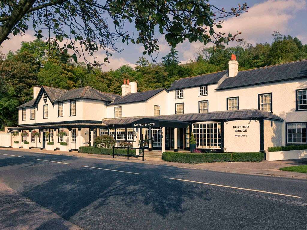 Mercure Box Hill Burford Bridge Hotel | At the Foot of Box Hill, Dorking RH5 6BX, UK | Phone: 020 7660 0684