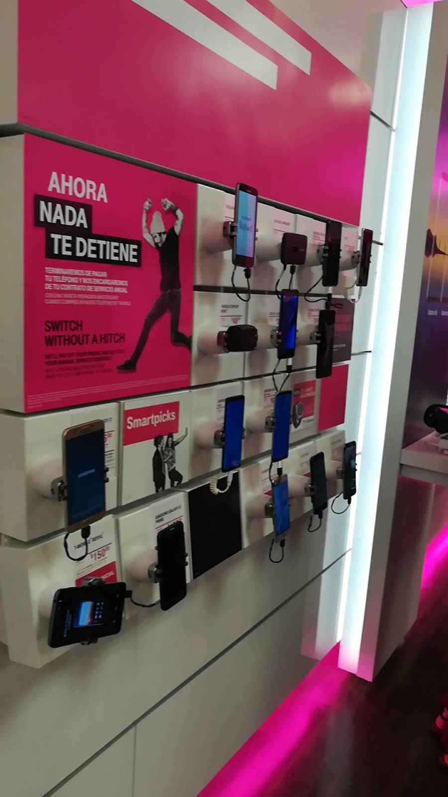 T-Mobile | 3668 N Belt Line Rd, Irving, TX 75062, USA | Phone: (972) 252-7040