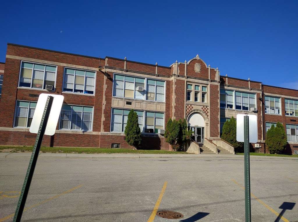 Washington Elementary School | 110 S Orchard Ave, Waukegan, IL 60085, USA | Phone: (224) 303-2220