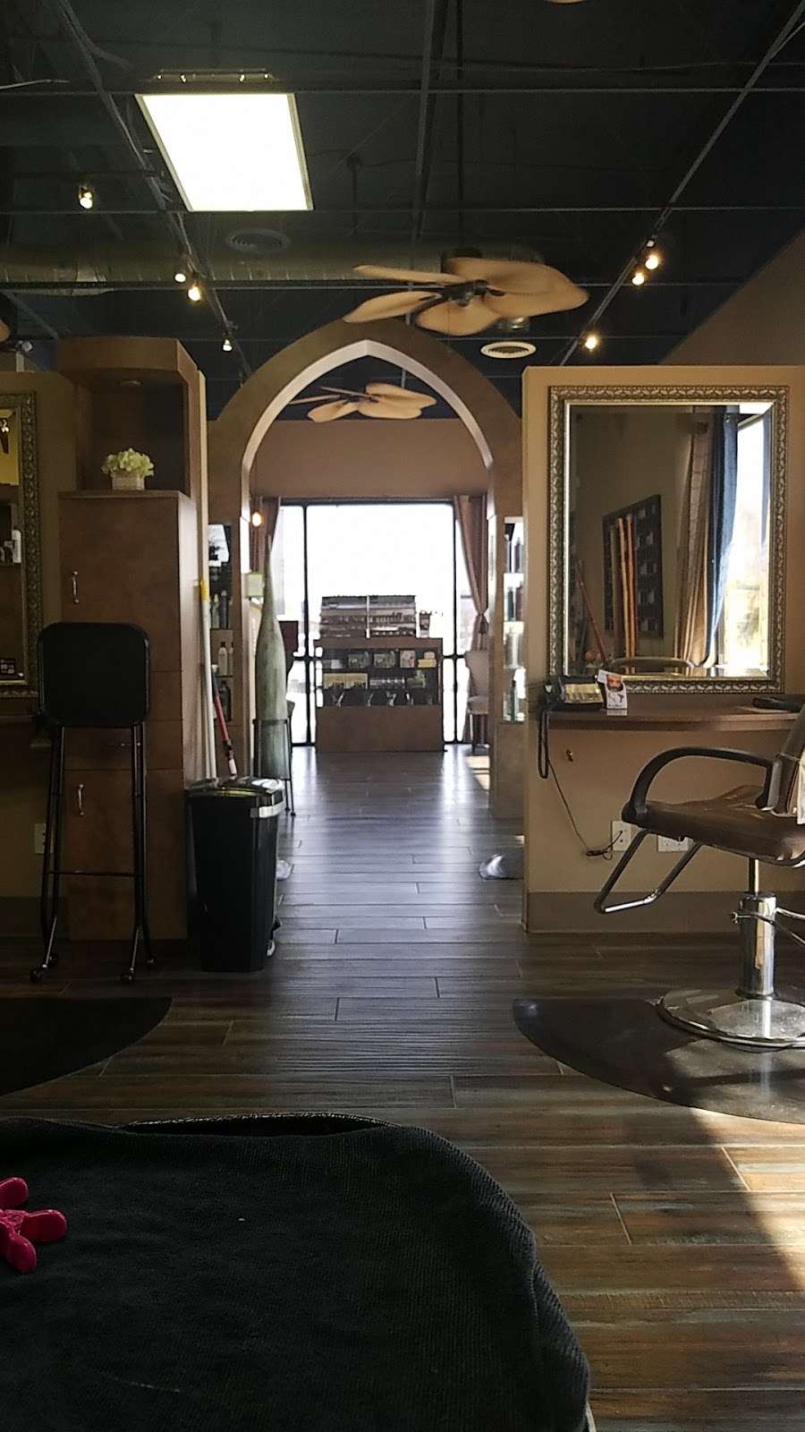 Surreal Salon & Day Spa | 7920 Webster St, Highland, CA 92346, USA | Phone: (909) 864-6550