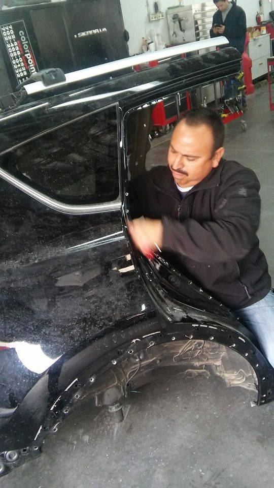 Padillas Auto Glass in Las Vegas NV | 3662 Briarcliff Rd, Las Vegas, NV 89115, USA | Phone: (702) 538-2716