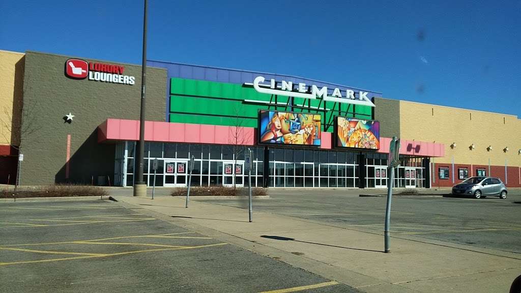 Cinemark Tinseltown USA | Southport Plaza, 7101 70th Ct, Kenosha, WI 53142, USA | Phone: (262) 942-8537