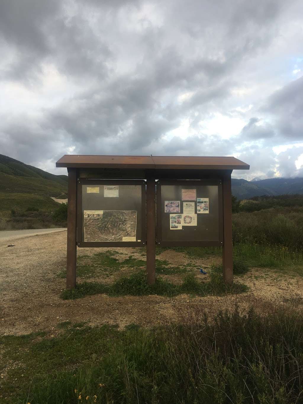 Zanja Peak Trailhead | 030312104, Yucaipa, CA 92399, USA