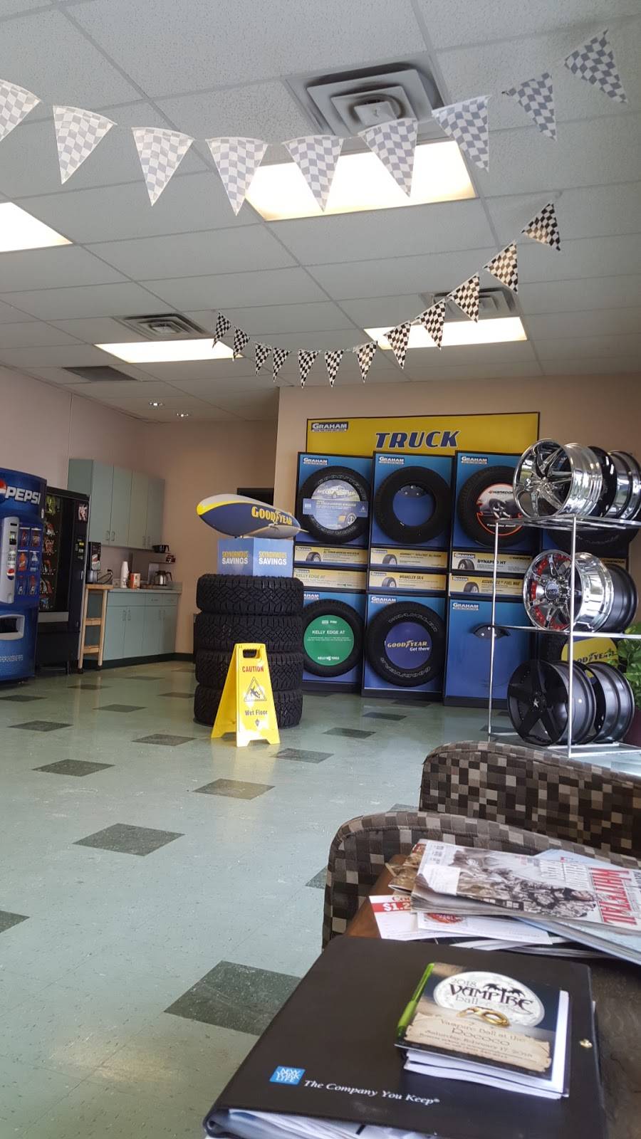 Graham Tire Company | 1401 Cushman Dr, Lincoln, NE 68516, USA | Phone: (402) 421-1500