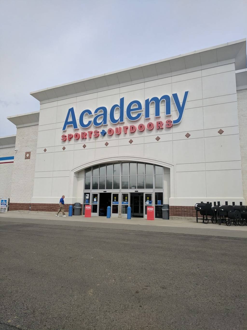 Academy Sports + Outdoors | 2350 Gallatin Pike N, Madison, TN 37115, USA | Phone: (615) 855-6900